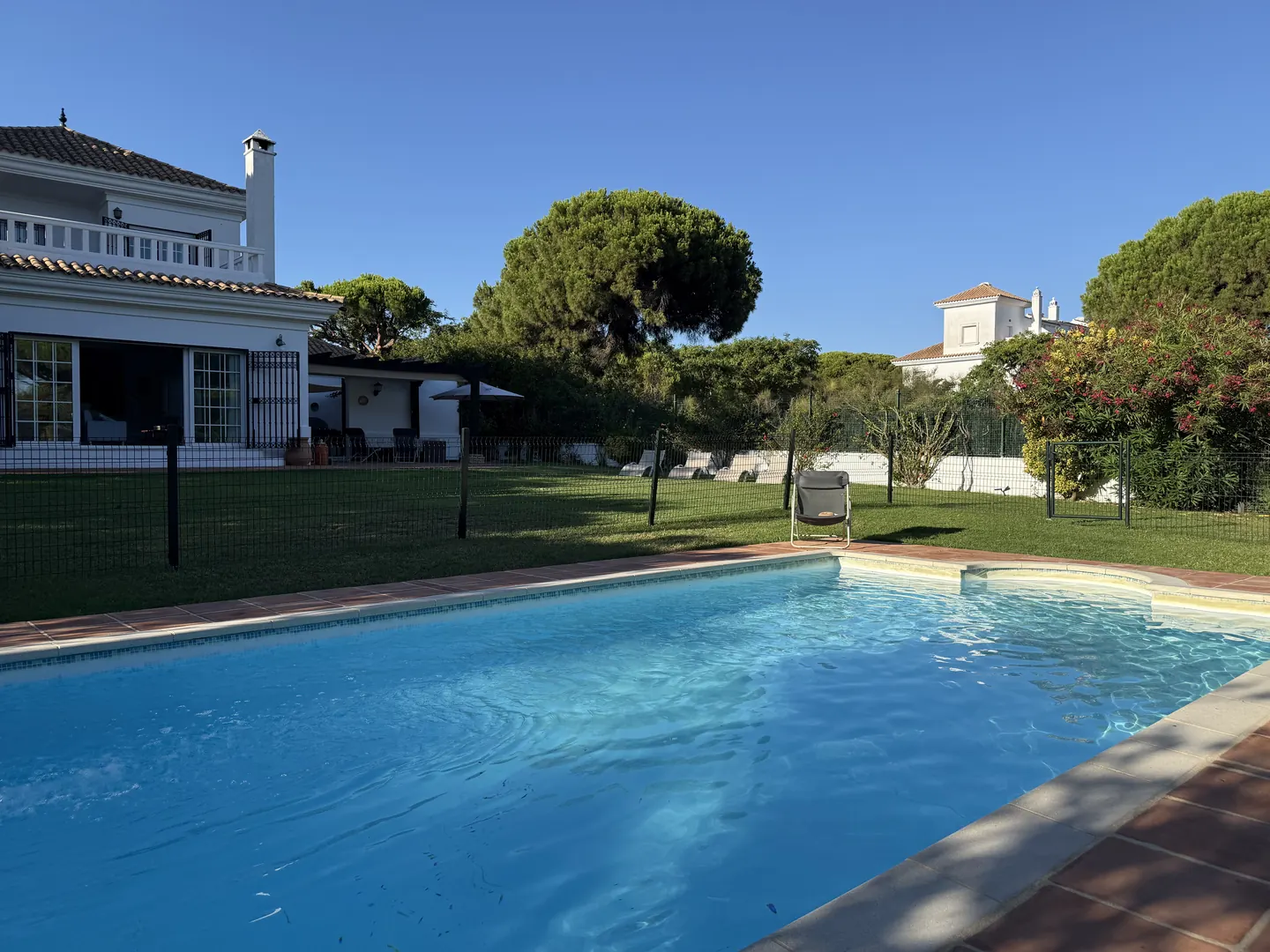 The pool in the sun